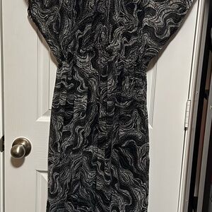 Mossimo Supply Co. Monochrome Wave Maxi Dress